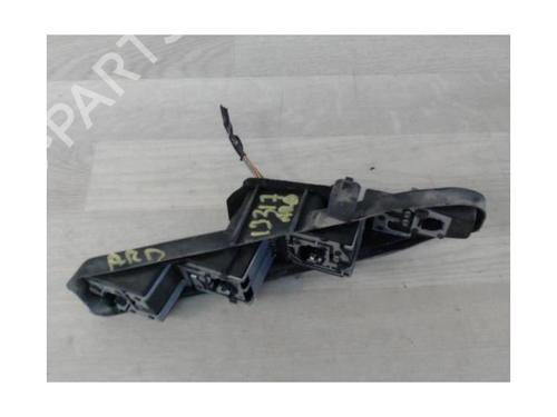 Licence plate light RENAULT SCÉNIC II (JM0/1_) 1.5 dCi (JM02, JM13) | BP21183608I40 