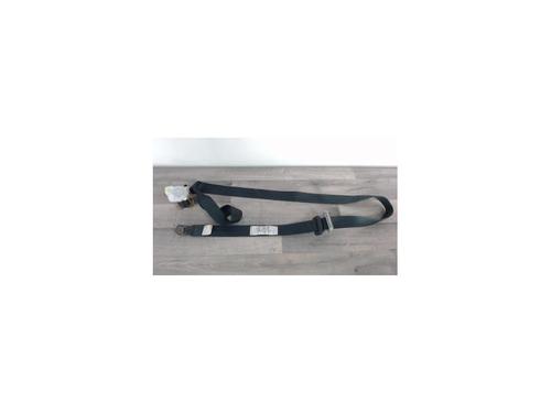 Used Rear left seatbelt TOYOTA COROLLA Verso (ZER_, ZZE12_, R1_) 2.0 D-4D (CUR10_, CUR10R) (116 hp) 24132495