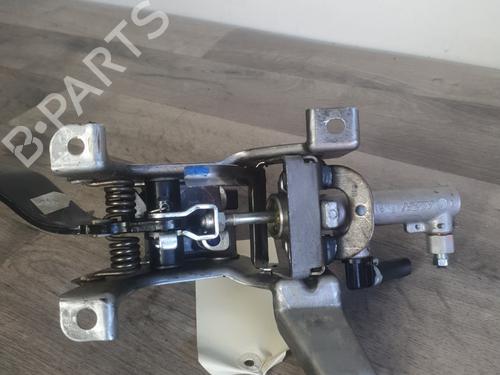 Clutch pedal HONDA CIVIC VIII Hatchback (FN, FK) 1.8 (FN1, FK2) | BP31086457I13