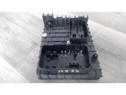 Fuse box VW GOLF V (1K1) 1.9 TDI | BP25121772E1 