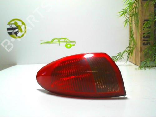 Used Right taillight ALFA ROMEO 147 (937_) 1.9 JTD (937.AXF1A, 937.BXF1A) (101 hp) 25618072
