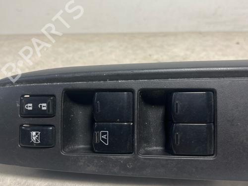 Used Left front window switch Left front window switch NISSAN NOTE (E12) 1.5 dCi (90 hp) 34694376 34694376