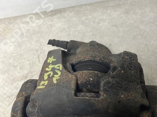 Used Right front brake caliper FORD S-MAX (WA6) 2.0 TDCi (136 hp) 31085507
