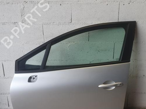 Used Left front door Left front door RENAULT CLIO IV Grandtour (KH_) 0.9 TCe 90 (90 hp) 36075101 36075101
