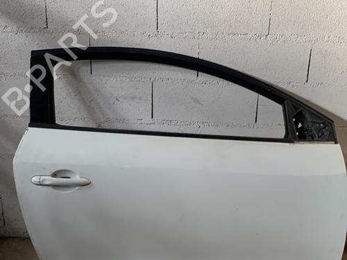 right-front-door-renault-megane-iii-coupe-dz01_-2008-2009-2010-2011-2012-2013-2014-2015-2016-30807864 main image