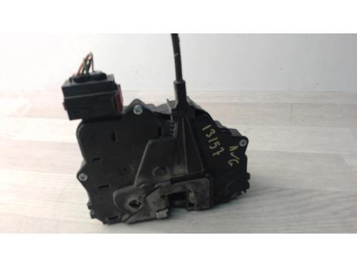 Used Front left lock OPEL CORSA D (S07) 1.3 CDTI (L08, L68) (75 hp) 23247230