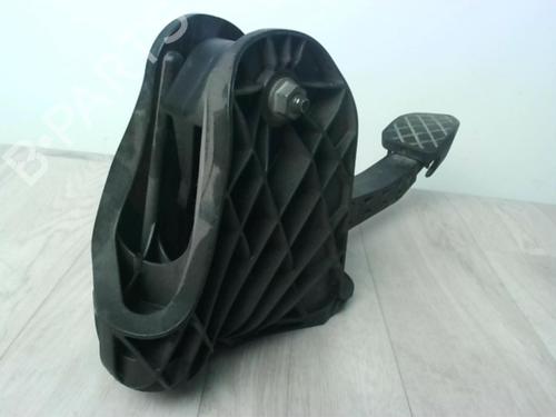Clutch pedal VW GOLF V (1K1) 2.0 TDI 16V | BP25618357I13 
