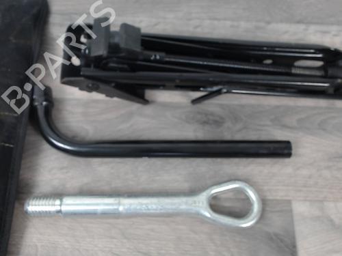 Jack Kit MERCEDES-BENZ A-CLASS (W176) A 160 CDI / d (176.011) | BP31252143C119