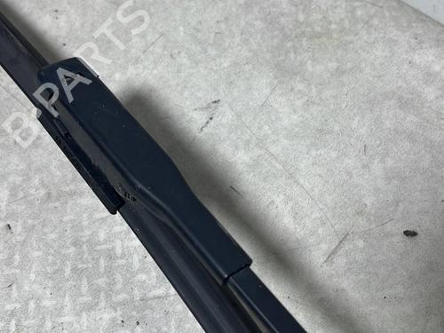 Front windshield wiper arm BMW 1 (E87) 118 d | BP32069564C143