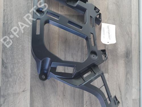 Used Rear bumper bracket Rear bumper bracket PEUGEOT 3008 II SUV (MC_, MR_, MJ_, M4_) 1.2 THP/ PureTech 130 (MRHNSM, MRHNSU, MRHNSJ, MRHNYW,... (131 hp) 25619829 25619829