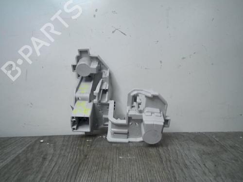 Used Licence plate light FORD FIESTA VI (CB1, CCN) 1.4 TDCi (68 hp) 21182712