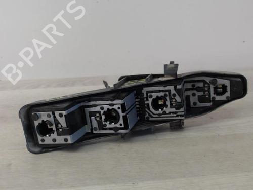 Used Licence plate light RENAULT SCÉNIC II (JM0/1_) 1.5 dCi (JM02, JM13) (101 hp) 21183608