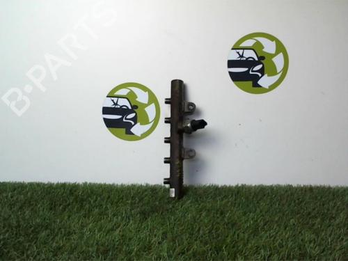 Used Injection rail RENAULT MEGANE III Hatchback (BZ0/1_, B3_) 1.5 dCi (BZ0C) (90 hp) 28374107