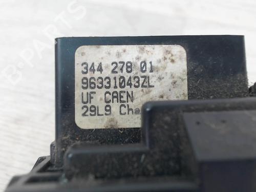 Switch PEUGEOT 206 Hatchback (2A/C) 1.6 i | BP31638274I30