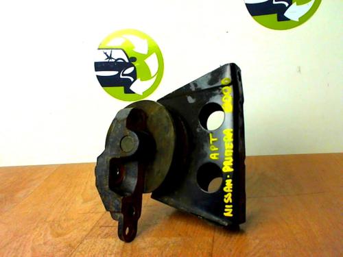 Used Engine mount NISSAN PRIMERA (P12) 2.2 Di (126 hp) 21182112