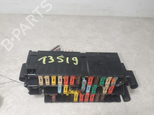 Used Fuse box CITROËN BERLINGO / BERLINGO FIRST MPV (MF_, GJK_, GFK_) 1.9 D (MFWJZ) (70 hp) 30807601