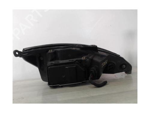 Faro izquierdo FORD FOCUS I (DAW, DBW) 1.8 TDCi | BP28374178C28 