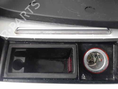 Midtkonsoll AUDI TT (8J3) 2.0 TTS quattro | BP31252230I22 