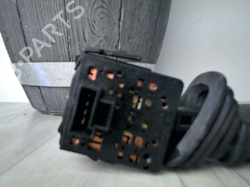 Used Switch OPEL MERIVA A MPV (X03) 1.6 16V (E75) (100 hp) 31638243