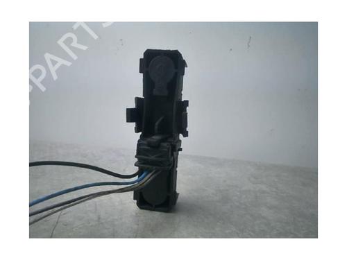 Licence plate light RENAULT LAGUNA I (B56_, 556_) 1.8 16V (B563, B564) | BP21183285I40 