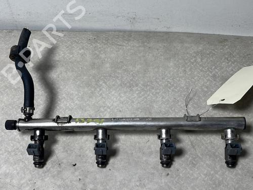 Used Injection rail Injection rail MERCEDES-BENZ A-CLASS (W168) A 140 (168.031, 168.131) (82 hp) 33338328 33338328