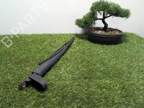 Used Rear windshield wiper arm CITROËN SAXO (S0, S1) 1.5 D (57 hp) 26180673