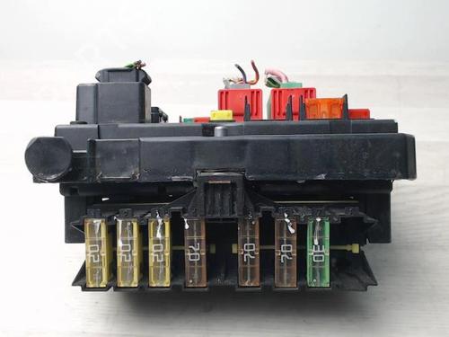Fuse box PEUGEOT 206+ (2L_, 2M_) 1.4 HDi eco 70 | BP29370582E1 