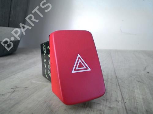 Used Warning switch HYUNDAI TUCSON (JM) 2.0 CRDi (136 hp) 31638063