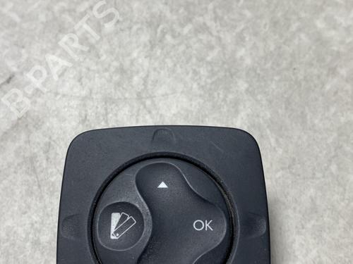 Used Switch RENAULT GRAND SCÉNIC III (JZ0/1_) 2.0 dCi (JZ0L) (160 hp) 22791123