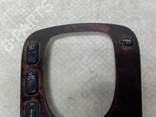 Used Switch Switch MERCEDES-BENZ S-CLASS (W220, V220) S 320 CDI (220.026, 220.126) (197 hp) 30705260 30705260