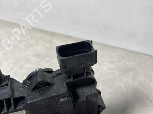 Front left lock OPEL CORSA D (S07) 1.3 CDTI (L08, L68) | BP32087130C98