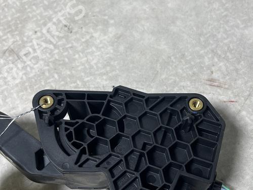 Pedal RENAULT LAGUNA III (BT0/1) 1.5 dCi (BT00, BT0A, BT0T, BT1J) | BP30755261I4