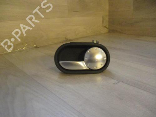 Høyre foran invendig håndtak AUDI TT (8N3) 1.8 T (180 hp) 25618594