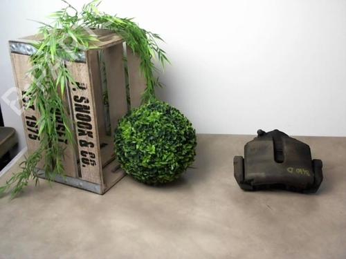 right-front-brake-caliper-seat-altea-5p1-2004-2005-2006-2007-2008-2009-2010-2011-2012-2013-2014-2015-25618267 main image