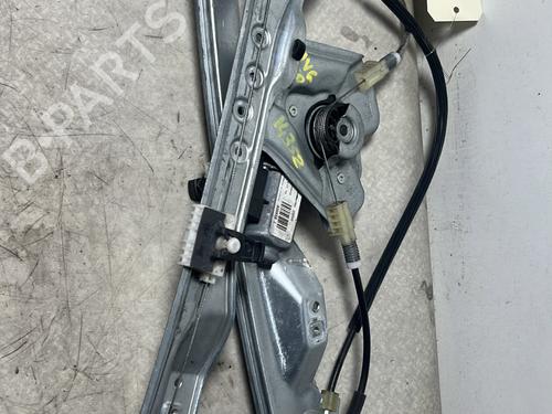 Rudehejsemekanisme ventre foran Rudehejsemekanisme ventre foran RENAULT CLIO III (BR0/1, CR0/1) 1.5 dCi (BR17, CR17) (86 hp) 33624413 33624413