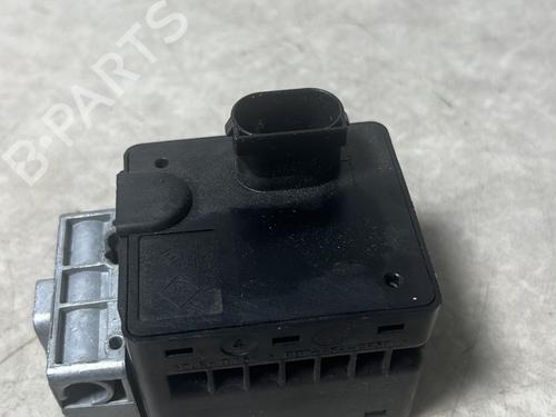 Used Ignition barrel RENAULT CAPTUR I (J5_, H5_) 0.9 TCe 90 (90 hp) 33044814