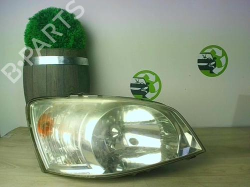 Right headlight HYUNDAI GETZ (TB) 1.1 | BP24024213C29