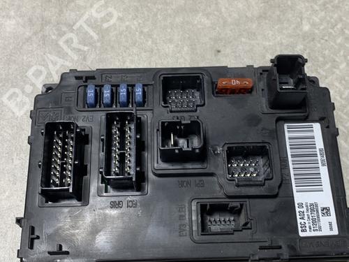 Fuse box PEUGEOT 407 (6D_) 2.0 HDi 135 (6DRHRH, 6DRHRE, 6DRHRG, 6DRHRJ) | BP24175840E1