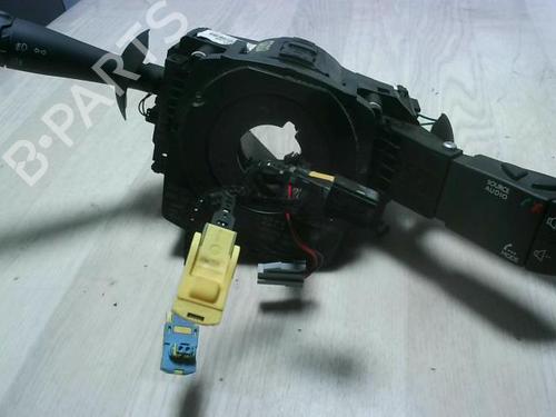 Used Steering column stalk RENAULT LAGUNA II (BG0/1_) 2.0 dCi (BG1T) (150 hp) 31252180