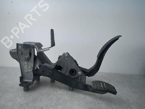 pedal-renault-clio-iv-bh_-15-dci-90-465013423r-2012-2013-2014-2015-2016-2017-2018-2019-2020-2021-22906996 main image