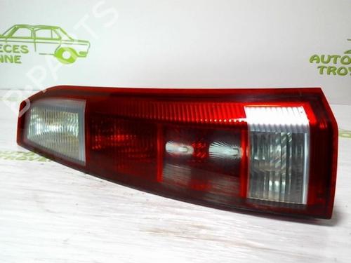 Højre baglygte OPEL MERIVA A MPV (X03) 1.7 CDTI (E75) (100 hp) 24027810