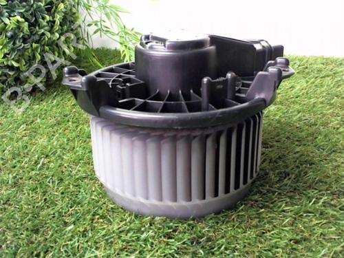 Heater blower motor TOYOTA YARIS (_P9_) 1.4 D-4D (NLP90_, NLP90R) | BP24022307M62 