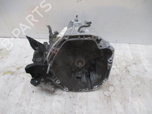 Boîte de vitesses RENAULT TWINGO II (CN0_) 1.5 dCi (CN0E) (64 hp) 30807176