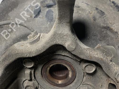 Right front steering knuckle RENAULT KOLEOS I (HY_) 2.0 dCi (HY0K) | BP30807916M26