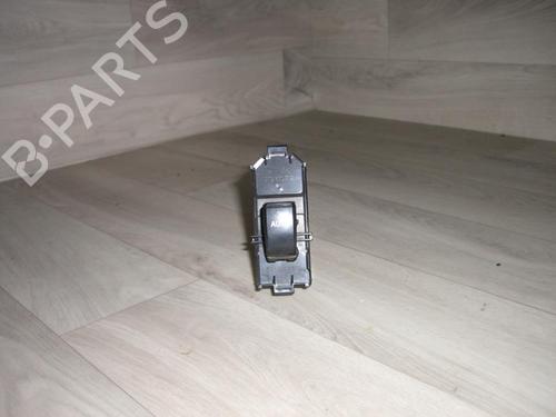 switch-toyota-corolla-verso-_e12_-2001-2002-2003-2004-2005-2006-2007-24023265 main image