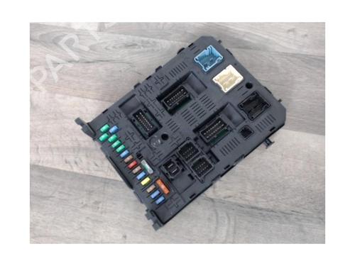 Fuse box PEUGEOT 308 I (4A_, 4C_) 1.6 HDi | BP27361777E1 