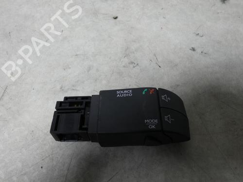 Kombi Kontakt / Stilkkontakt Kombi Kontakt / Stilkkontakt RENAULT CLIO IV Grandtour (KH_) 0.9 TCe 90 (90 hp) 34417572 34417572