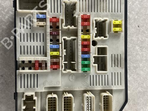 fuse-box-renault-laguna-iii-grandtour-kt01-15-dci-kt0a-kt0r-kt02-2007-2008-2009-2010-2011-2012-2013-2014-2015-22386538 main image