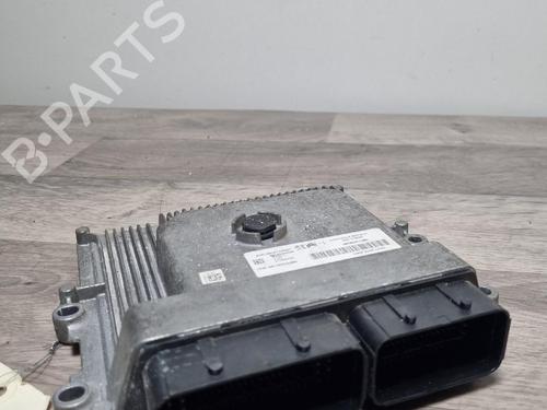Øvrige Styrinhsenheder Øvrige Styrinhsenheder PEUGEOT RIFTER 1.2 PureTech 110 (110 hp) 39840382 39840382