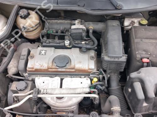 Grille PEUGEOT 206 Hatchback (2A/C) 1.4 i | BP29833566C40
